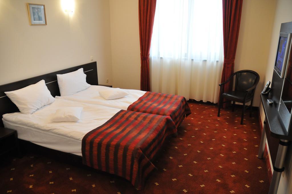 Hotel Roberts 锡比乌 客房 照片